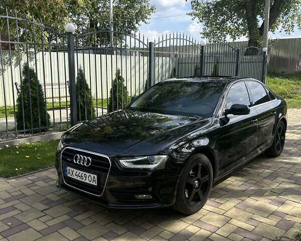 Ауді А4 2012 у Кременчуге на Automoto.ua Чорний Ауді А4, об'ємом двигуна 1.98 л та пробігом 210 тис. км за 11950 $, фото 1 на Automoto.ua