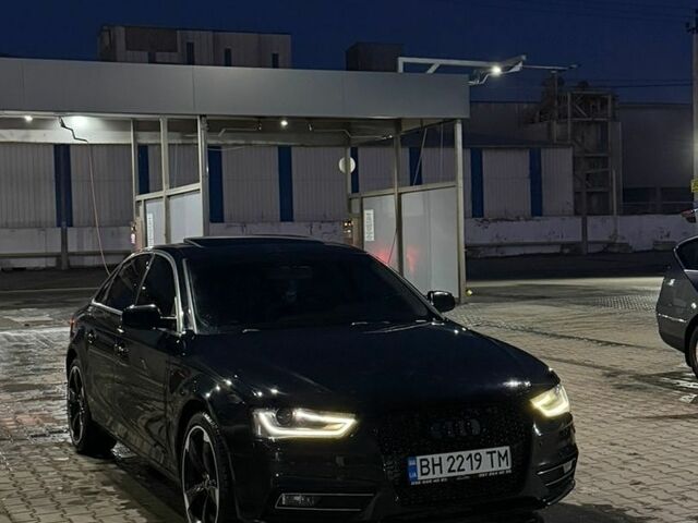 Черный Ауди А4, объемом двигателя 2 л и пробегом 214 тыс. км за 12000 $, фото 1 на Automoto.ua