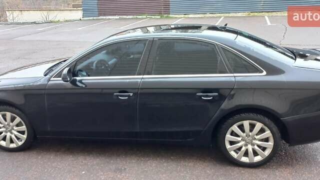 Чорний Ауді А4, об'ємом двигуна 2 л та пробігом 209 тис. км за 8300 $, фото 1 на Automoto.ua