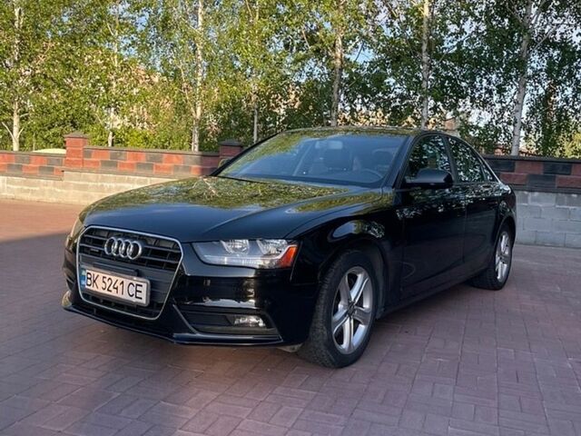 Черный Ауди А4, объемом двигателя 1.98 л и пробегом 144 тыс. км за 10600 $, фото 1 на Automoto.ua