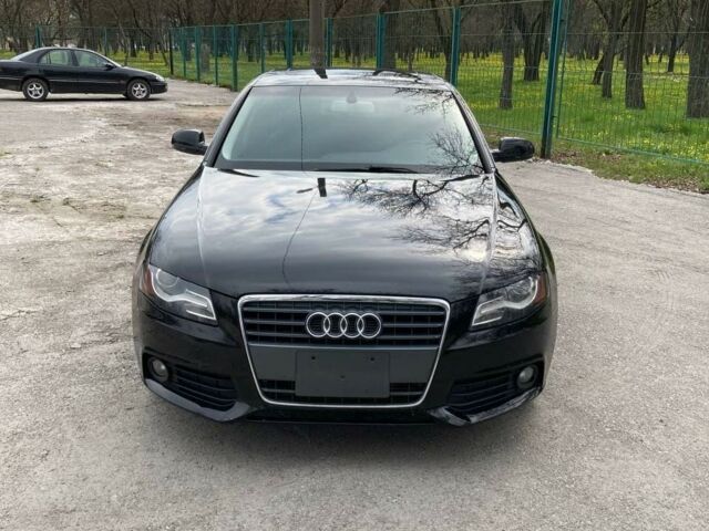 Чорний Ауді А4, об'ємом двигуна 2 л та пробігом 170 тис. км за 12800 $, фото 1 на Automoto.ua