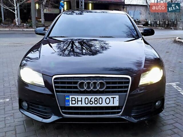 Черный Ауди А4, объемом двигателя 2 л и пробегом 195 тыс. км за 11650 $, фото 1 на Automoto.ua