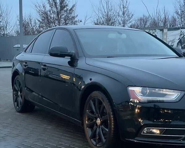 Черный Ауди А4, объемом двигателя 2 л и пробегом 232 тыс. км за 10000 $, фото 1 на Automoto.ua