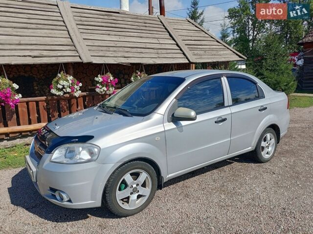 Черный Ауди А4, объемом двигателя 2 л и пробегом 195 тыс. км за 10200 $, фото 1 на Automoto.ua