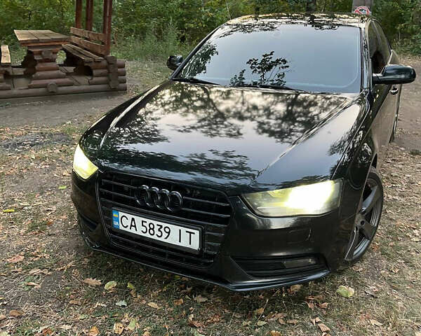 Черный Ауди А4, объемом двигателя 2 л и пробегом 307 тыс. км за 10130 $, фото 1 на Automoto.ua
