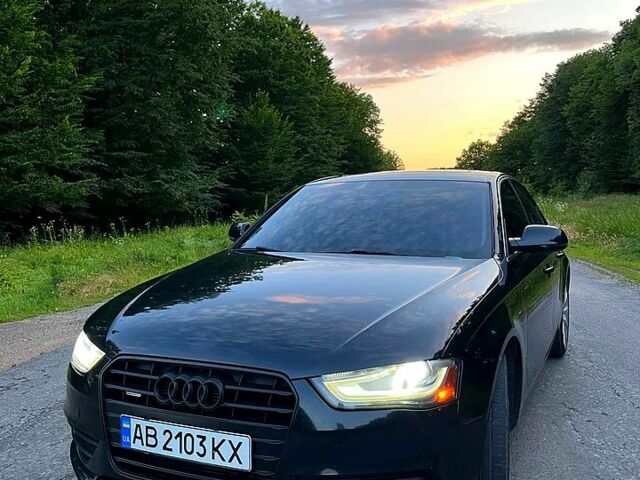 Чорний Ауді А4, об'ємом двигуна 2 л та пробігом 220 тис. км за 13500 $, фото 1 на Automoto.ua