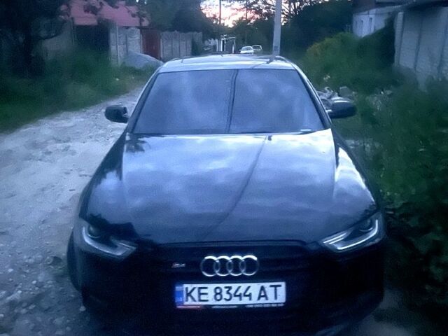 Чорний Ауді А4, об'ємом двигуна 2 л та пробігом 0 тис. км за 10000 $, фото 1 на Automoto.ua