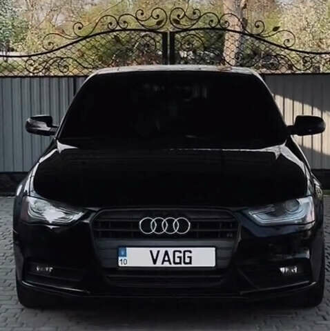 Ауди А4 2013 в Кельменцах на Automoto.ua Черный Ауди А4, объемом двигателя 1.98 л и пробегом 197 тыс. км за 11000 $, фото 1 на Automoto.ua