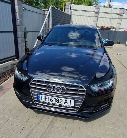 Черный Ауди А4, объемом двигателя 1.98 л и пробегом 207 тыс. км за 13300 $, фото 1 на Automoto.ua