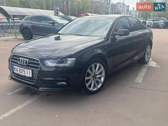 Черный Ауди А4, объемом двигателя 2 л и пробегом 229 тыс. км за 13000 $, фото 1 на Automoto.ua