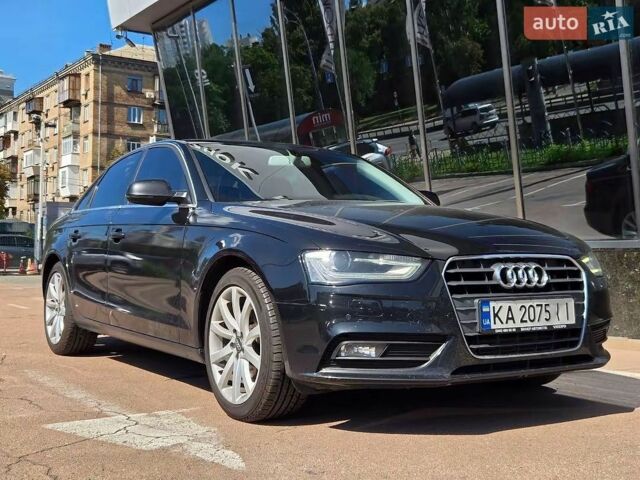 Черный Ауди А4, объемом двигателя 2 л и пробегом 229 тыс. км за 11500 $, фото 1 на Automoto.ua