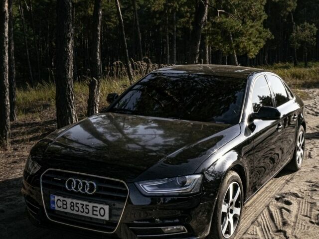 Чорний Ауді А4, об'ємом двигуна 2 л та пробігом 270 тис. км за 12000 $, фото 1 на Automoto.ua