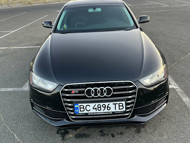 Черный Ауди А4, объемом двигателя 2 л и пробегом 215 тыс. км за 12300 $, фото 1 на Automoto.ua
