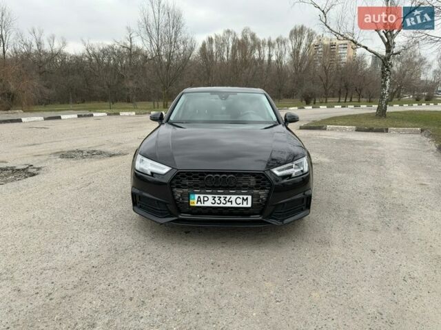 Черный Ауди А4, объемом двигателя 1.98 л и пробегом 77 тыс. км за 24000 $, фото 1 на Automoto.ua