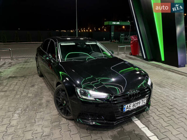 Чорний Ауді А4, об'ємом двигуна 2 л та пробігом 171 тис. км за 16500 $, фото 1 на Automoto.ua
