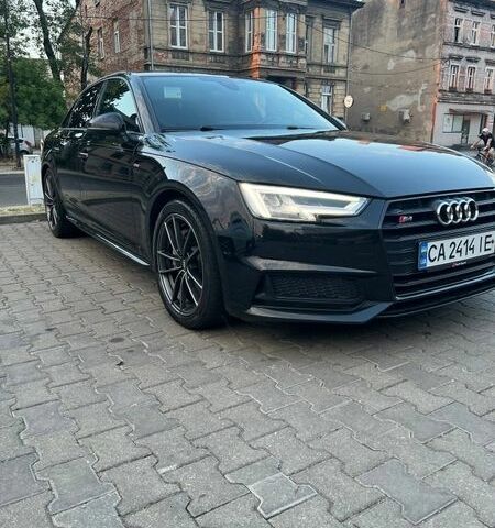 Черный Ауди А4, объемом двигателя 2 л и пробегом 120 тыс. км за 21500 $, фото 1 на Automoto.ua