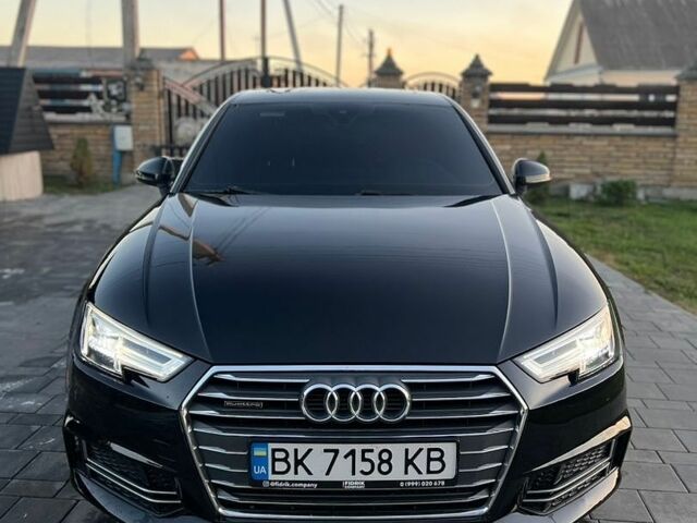 Чорний Ауді А4, об'ємом двигуна 2 л та пробігом 145 тис. км за 16300 $, фото 1 на Automoto.ua