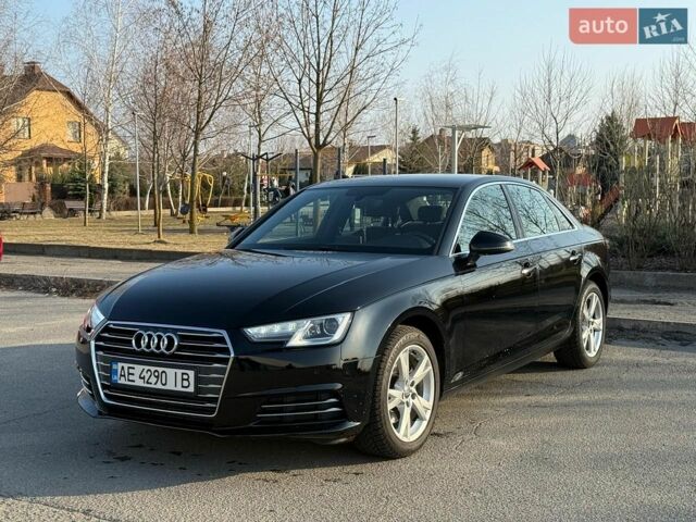 Черный Ауди А4, объемом двигателя 2 л и пробегом 99 тыс. км за 16100 $, фото 1 на Automoto.ua