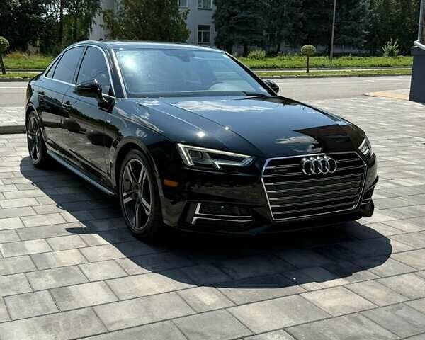 Черный Ауди А4, объемом двигателя 1.98 л и пробегом 196 тыс. км за 18790 $, фото 1 на Automoto.ua