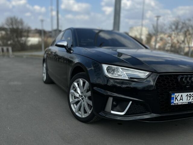 Чорний Ауді А4, об'ємом двигуна 2 л та пробігом 117 тис. км за 16300 $, фото 1 на Automoto.ua