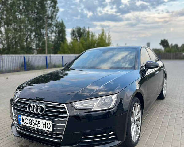 Черный Ауди А4, объемом двигателя 2 л и пробегом 155 тыс. км за 17800 $, фото 1 на Automoto.ua