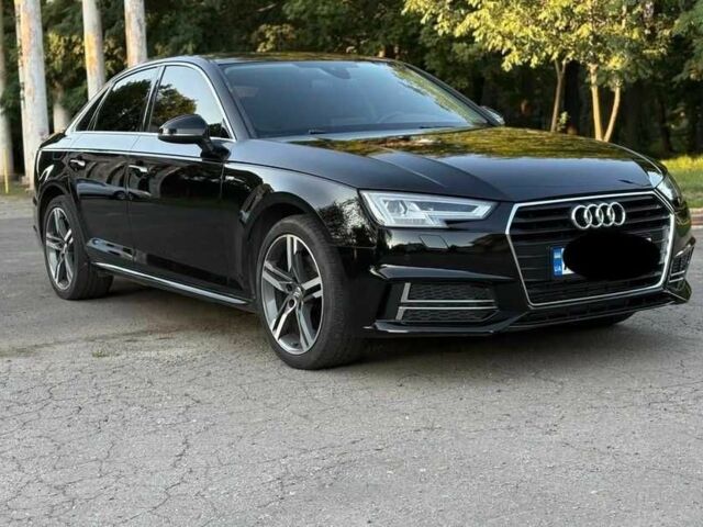 Чорний Ауді А4, об'ємом двигуна 2 л та пробігом 130 тис. км за 13000 $, фото 1 на Automoto.ua