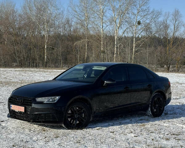 Чорний Ауді А4, об'ємом двигуна 2 л та пробігом 239 тис. км за 14400 $, фото 1 на Automoto.ua