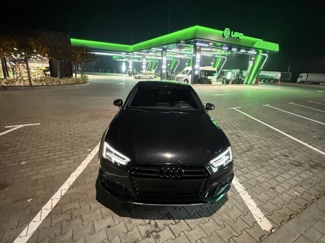 Черный Ауди А4, объемом двигателя 2 л и пробегом 120 тыс. км за 26500 $, фото 1 на Automoto.ua