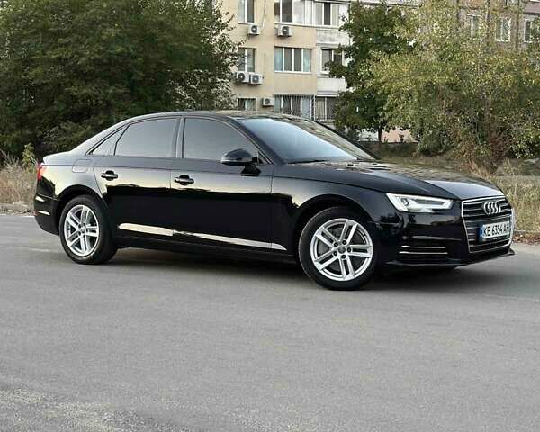 Черный Ауди А4, объемом двигателя 2 л и пробегом 109 тыс. км за 17900 $, фото 1 на Automoto.ua