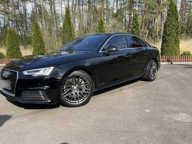 Черный Ауди А4, объемом двигателя 2 л и пробегом 139 тыс. км за 13500 $, фото 1 на Automoto.ua