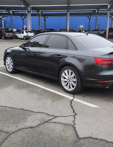 Черный Ауди А4, объемом двигателя 2 л и пробегом 166 тыс. км за 17200 $, фото 1 на Automoto.ua