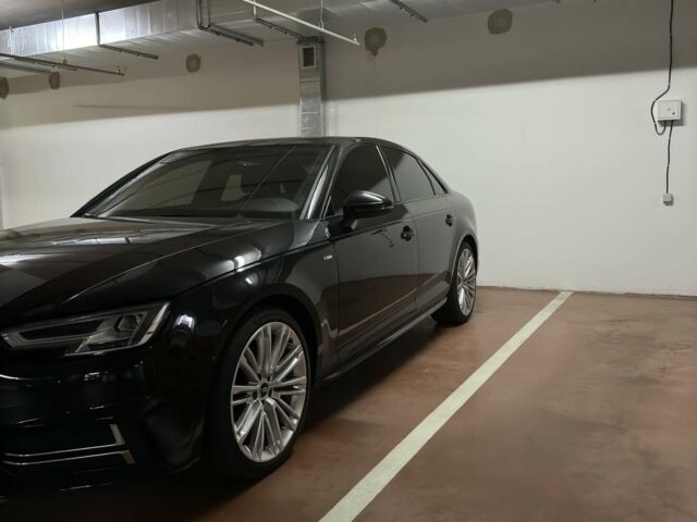 Чорний Ауді А4, об'ємом двигуна 1.98 л та пробігом 112 тис. км за 21300 $, фото 1 на Automoto.ua