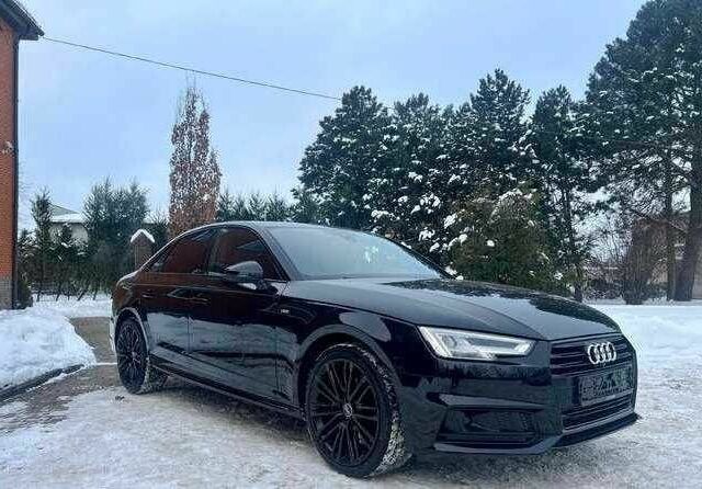 Черный Ауди А4, объемом двигателя 2 л и пробегом 75 тыс. км за 13200 $, фото 1 на Automoto.ua