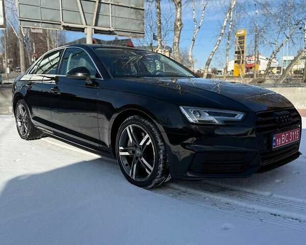 Чорний Ауді А4, об'ємом двигуна 1.98 л та пробігом 150 тис. км за 16000 $, фото 1 на Automoto.ua
