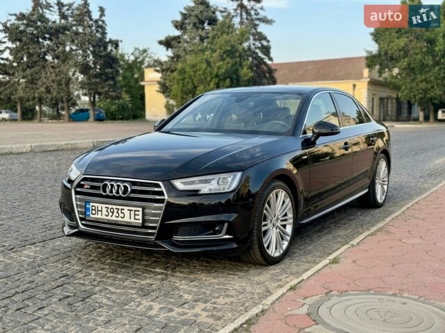 Черный Ауди А4, объемом двигателя 1.98 л и пробегом 83 тыс. км за 21500 $, фото 1 на Automoto.ua