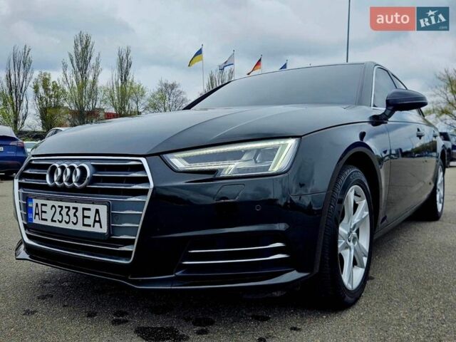 Черный Ауди А4, объемом двигателя 2 л и пробегом 170 тыс. км за 22500 $, фото 1 на Automoto.ua