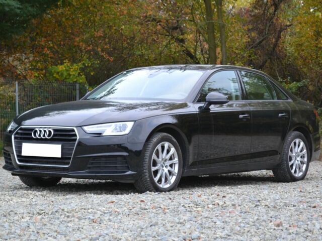 Черный Ауди А4, объемом двигателя 2 л и пробегом 62 тыс. км за 12900 $, фото 1 на Automoto.ua
