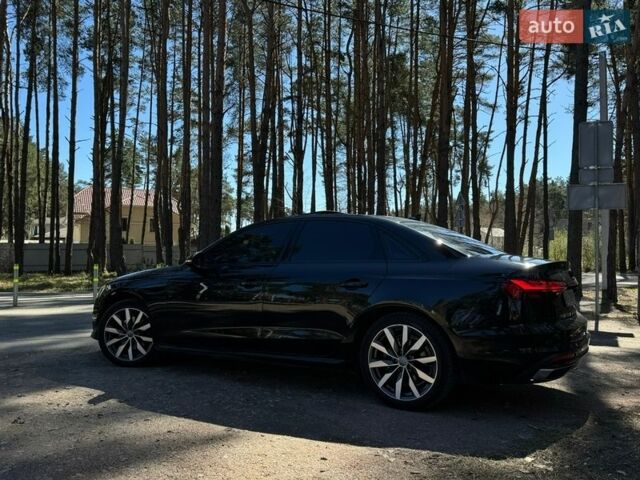 Чорний Ауді А4, об'ємом двигуна 2 л та пробігом 102 тис. км за 30300 $, фото 1 на Automoto.ua