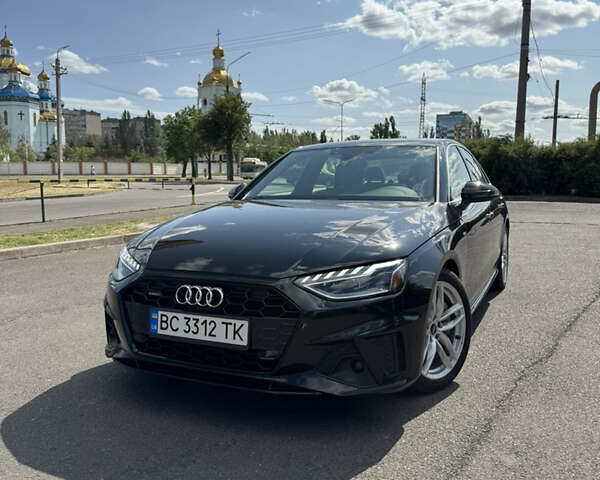 Черный Ауди А4, объемом двигателя 1.98 л и пробегом 38 тыс. км за 33000 $, фото 1 на Automoto.ua