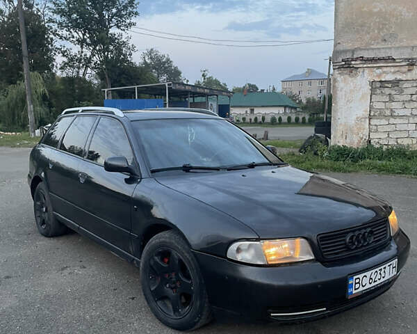 Чорний Ауді А4, об'ємом двигуна 2.5 л та пробігом 323 тис. км за 3500 $, фото 1 на Automoto.ua