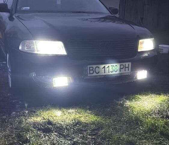 Чорний Ауді А4, об'ємом двигуна 1.9 л та пробігом 3 тис. км за 3500 $, фото 1 на Automoto.ua
