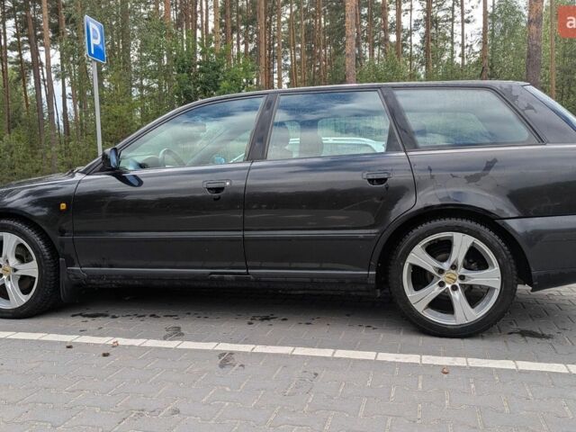 Чорний Ауді А4, об'ємом двигуна 2.5 л та пробігом 381 тис. км за 3199 $, фото 1 на Automoto.ua