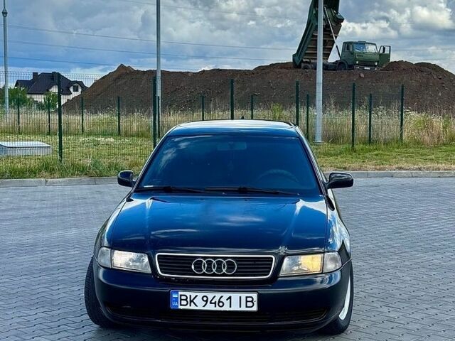 Чорний Ауді А4, об'ємом двигуна 1.8 л та пробігом 280 тис. км за 2550 $, фото 1 на Automoto.ua
