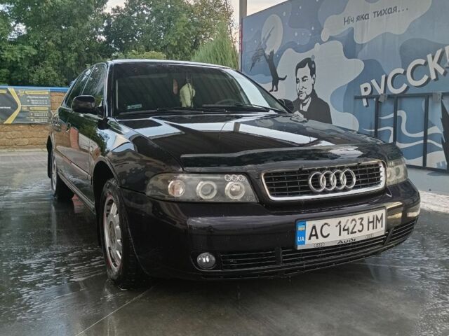 Черный Ауди А4, объемом двигателя 2.5 л и пробегом 340 тыс. км за 3250 $, фото 1 на Automoto.ua
