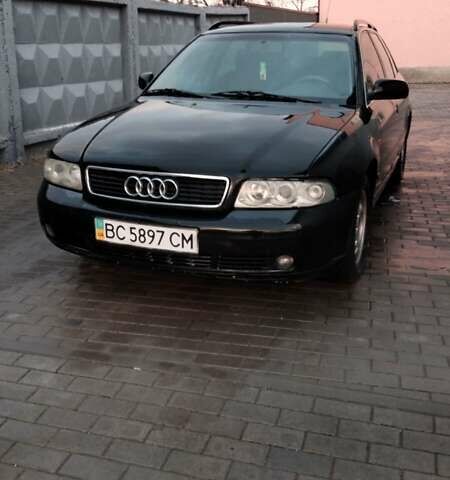 Чорний Ауді А4, об'ємом двигуна 2.4 л та пробігом 444 тис. км за 2999 $, фото 1 на Automoto.ua