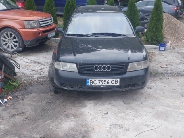 Черный Ауди А4, объемом двигателя 2.5 л и пробегом 300 тыс. км за 2000 $, фото 1 на Automoto.ua