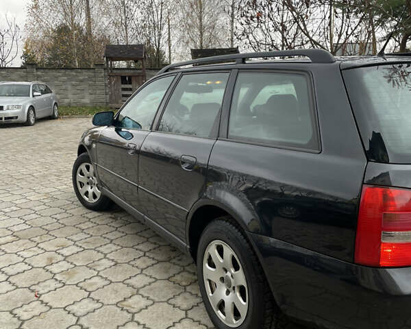 Чорний Ауді А4, об'ємом двигуна 1.8 л та пробігом 229 тис. км за 4099 $, фото 1 на Automoto.ua