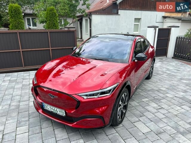 Черный Ауди А4, объемом двигателя 2.5 л и пробегом 305 тыс. км за 4617 $, фото 1 на Automoto.ua