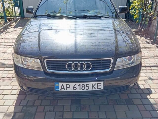 Черный Ауди А4, объемом двигателя 1.6 л и пробегом 250 тыс. км за 4800 $, фото 1 на Automoto.ua