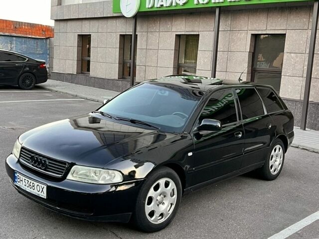 Чорний Ауді А4, об'ємом двигуна 1.78 л та пробігом 270 тис. км за 3500 $, фото 1 на Automoto.ua